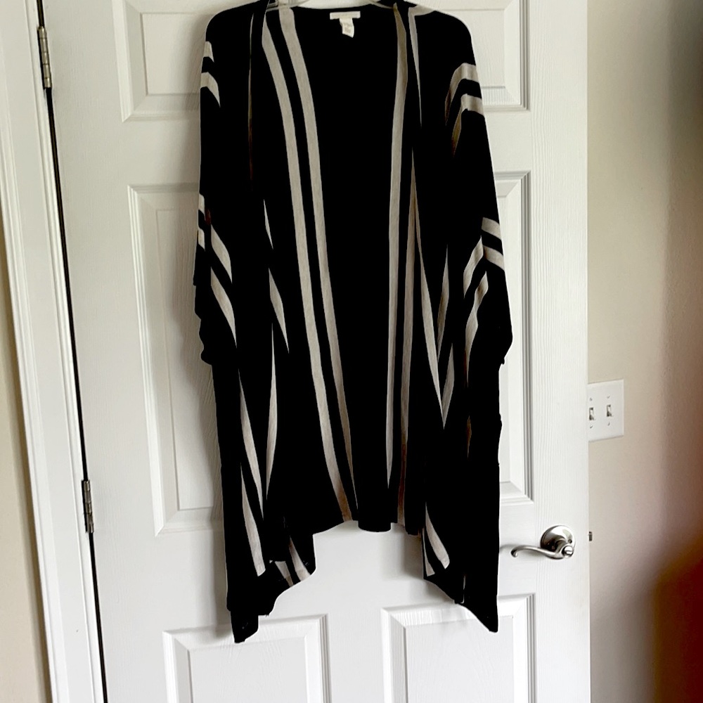 H&M! Flowy Shaw